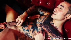 変態支配に耐える日本人ジョッキー