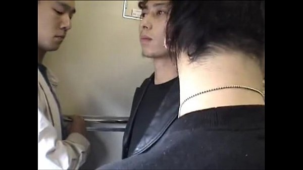 電車やバスで痴漢プレイ