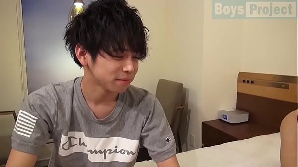 初登場アパレル店員のノンケが女優を相手にプリケツ振って生ハメ！日本のゲイポルノ