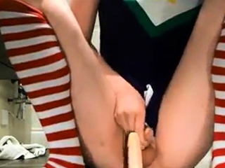 別の日本の十代の女装コスプレがオナニー