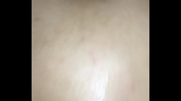 日本のイケメンアナルにチンポを挿して射精する