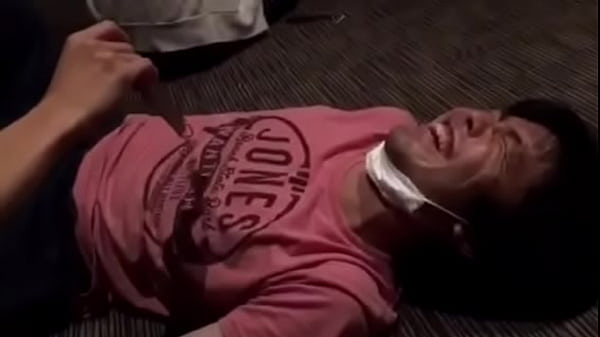 日本のゲイの少年