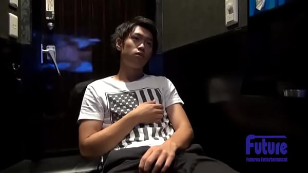 お客様の声にお応えして！ あの人気ジャニーズ系モデルが本格オナホデビュー！