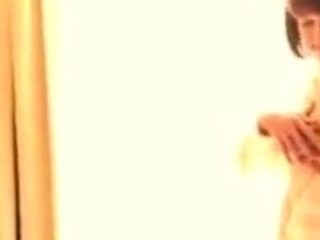 日本製、キュートなニューハーフ