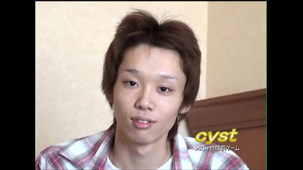 フリーランサーのシンジ (5′ 11 インチ – 125 ポンド – 18 歳) は、コックヘッドを徹底的にこすられます。