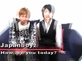 日本のイケメン学生のセックス爆発