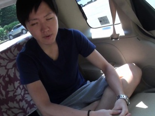 日本のティーンのソロタグボート